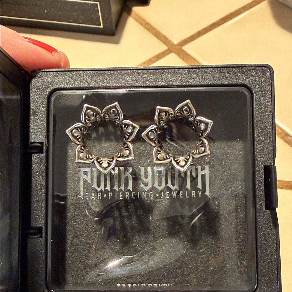 Punk Youth 1/2” Tunnels